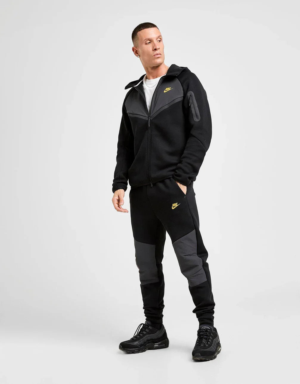 Nike Tech Fleece - "Black/Volt"